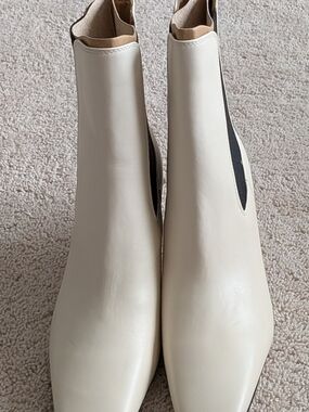 Sam Edelman Lani Modern Ivory Leather and Elastic Boots 11M New with Box